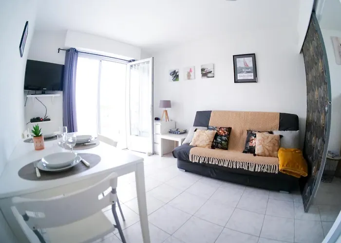 Quartier Les Presidents - 2-4 Personnes דירה *